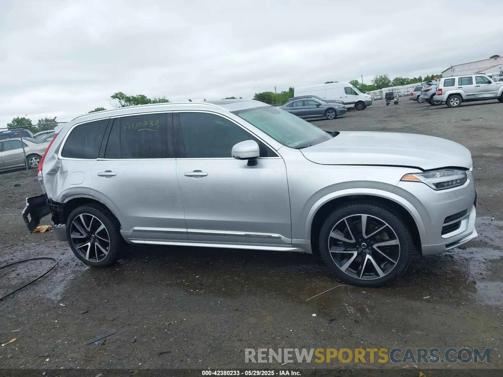13 Photograph of a damaged car YV4BR0CK9M1692719 VOLVO XC90 RECHARGE PLUG-IN HYBRID 2021