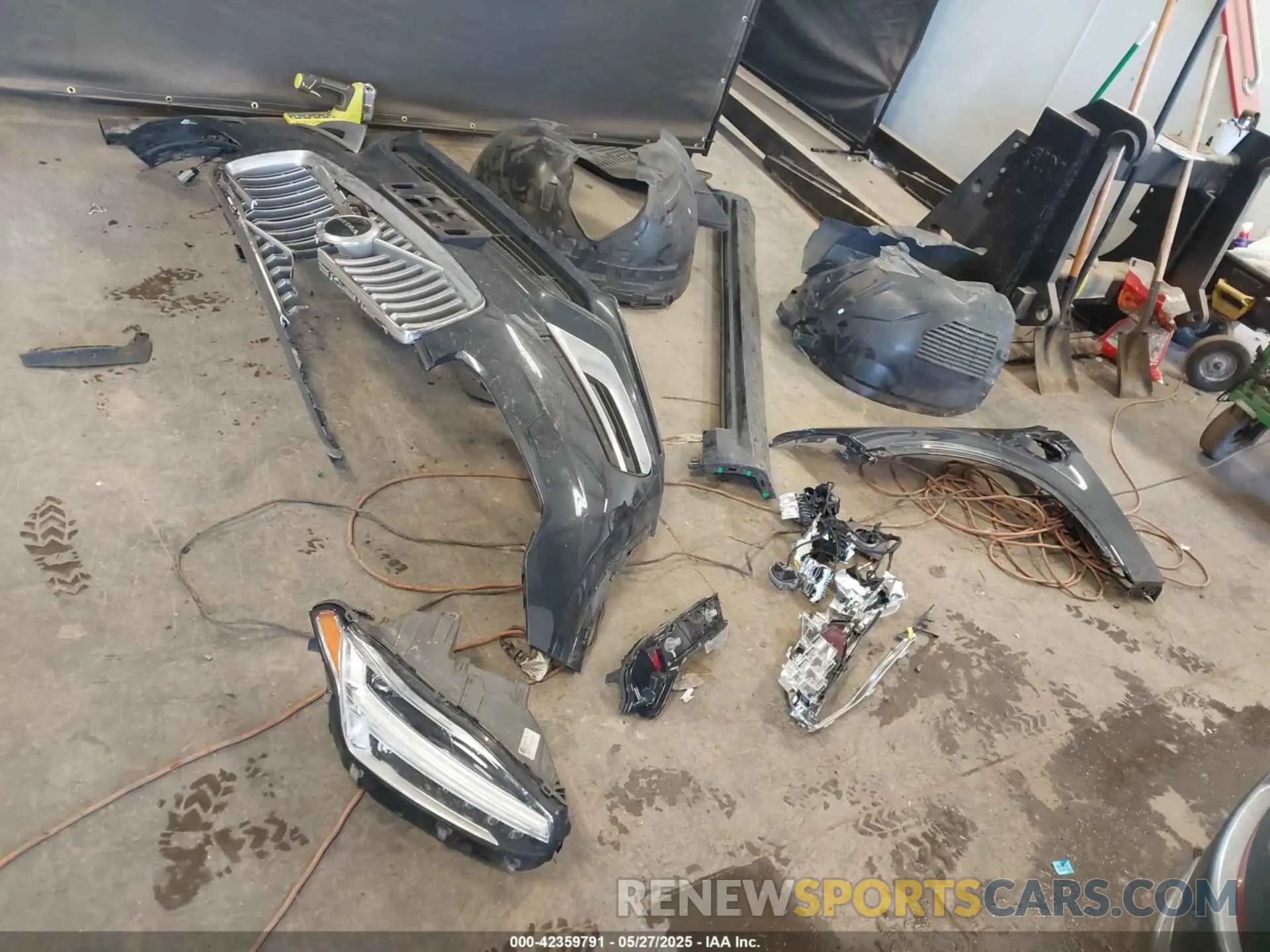 12 Photograph of a damaged car YV4BR0CL3M1697276 VOLVO XC90 RECHARGE PLUG-IN HYBRID 2021