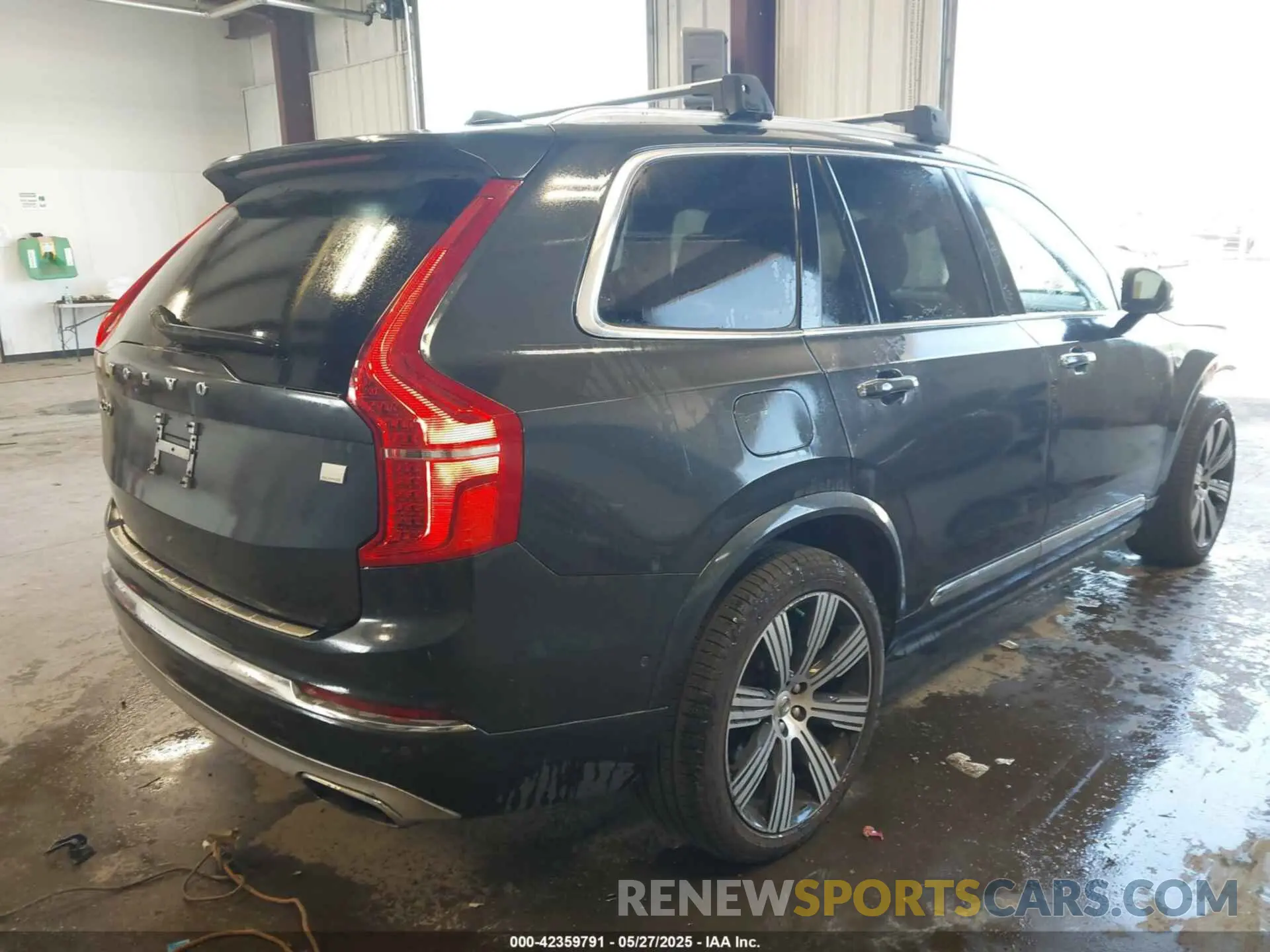 4 Photograph of a damaged car YV4BR0CL3M1697276 VOLVO XC90 RECHARGE PLUG-IN HYBRID 2021