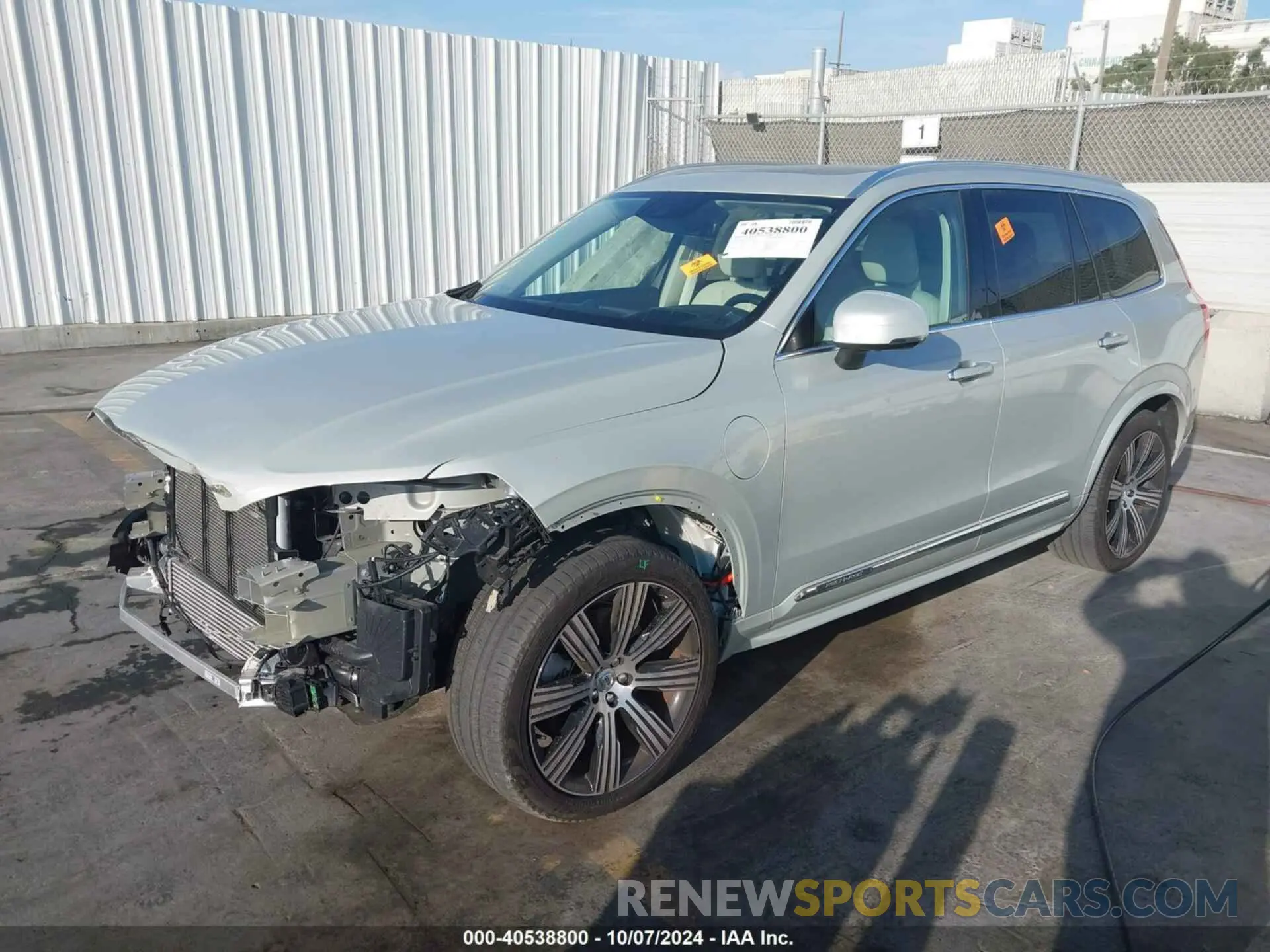2 Photograph of a damaged car YV4BR0CL7N1814892 VOLVO XC90 RECHARGE PLUG-IN HYBRID 2022