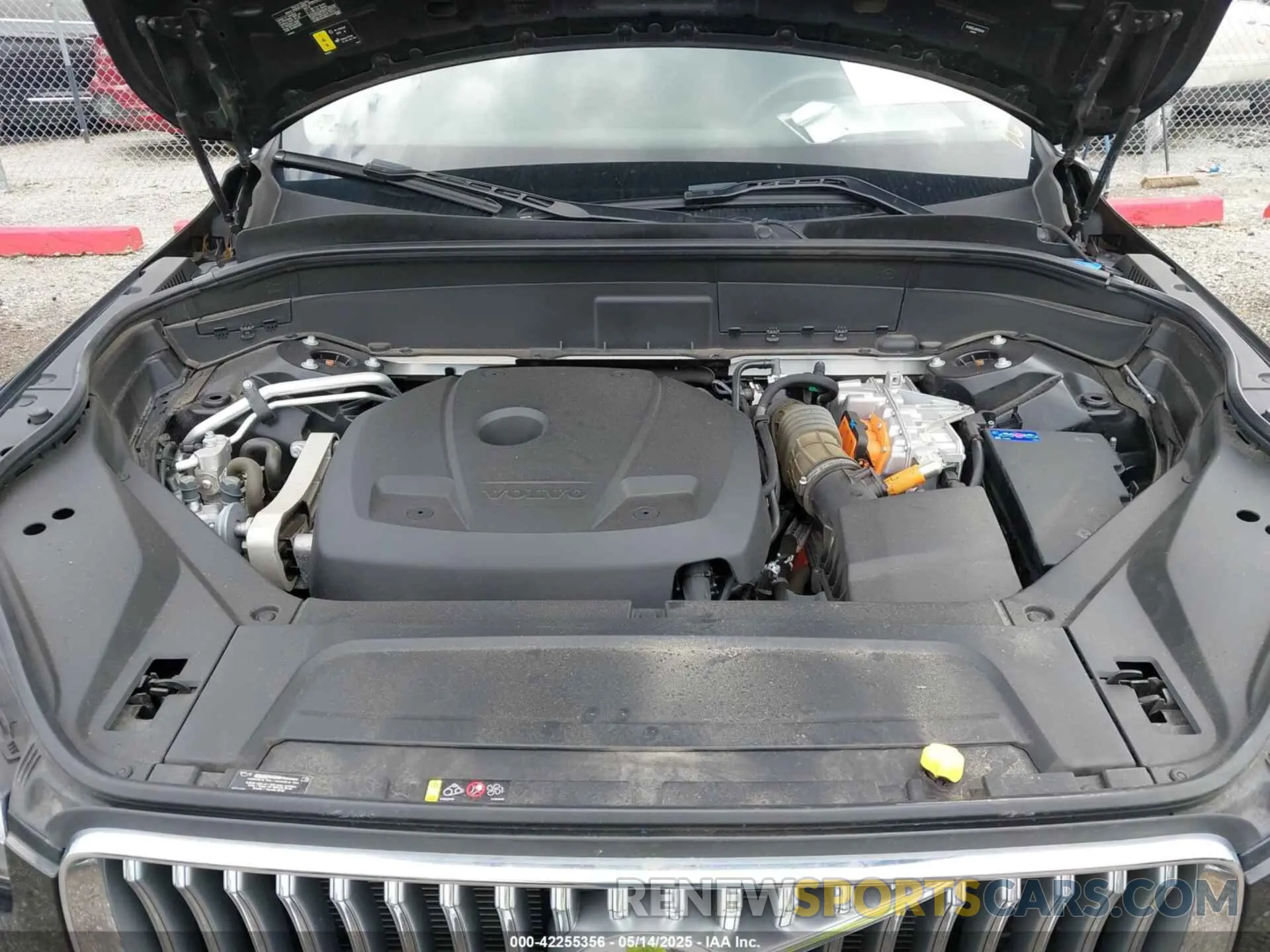 10 Photograph of a damaged car YV4BR0CL8N1792448 VOLVO XC90 RECHARGE PLUG-IN HYBRID 2022