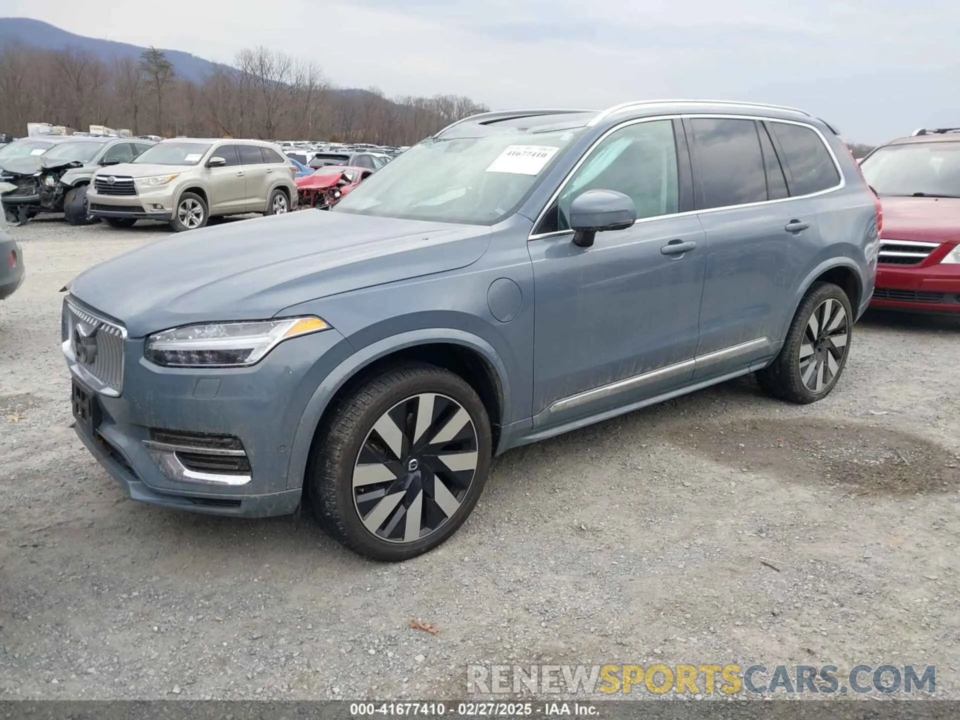 2 Photograph of a damaged car YV4H60CA3P1950747 VOLVO XC90 RECHARGE PLUG-IN HYBRID 2023