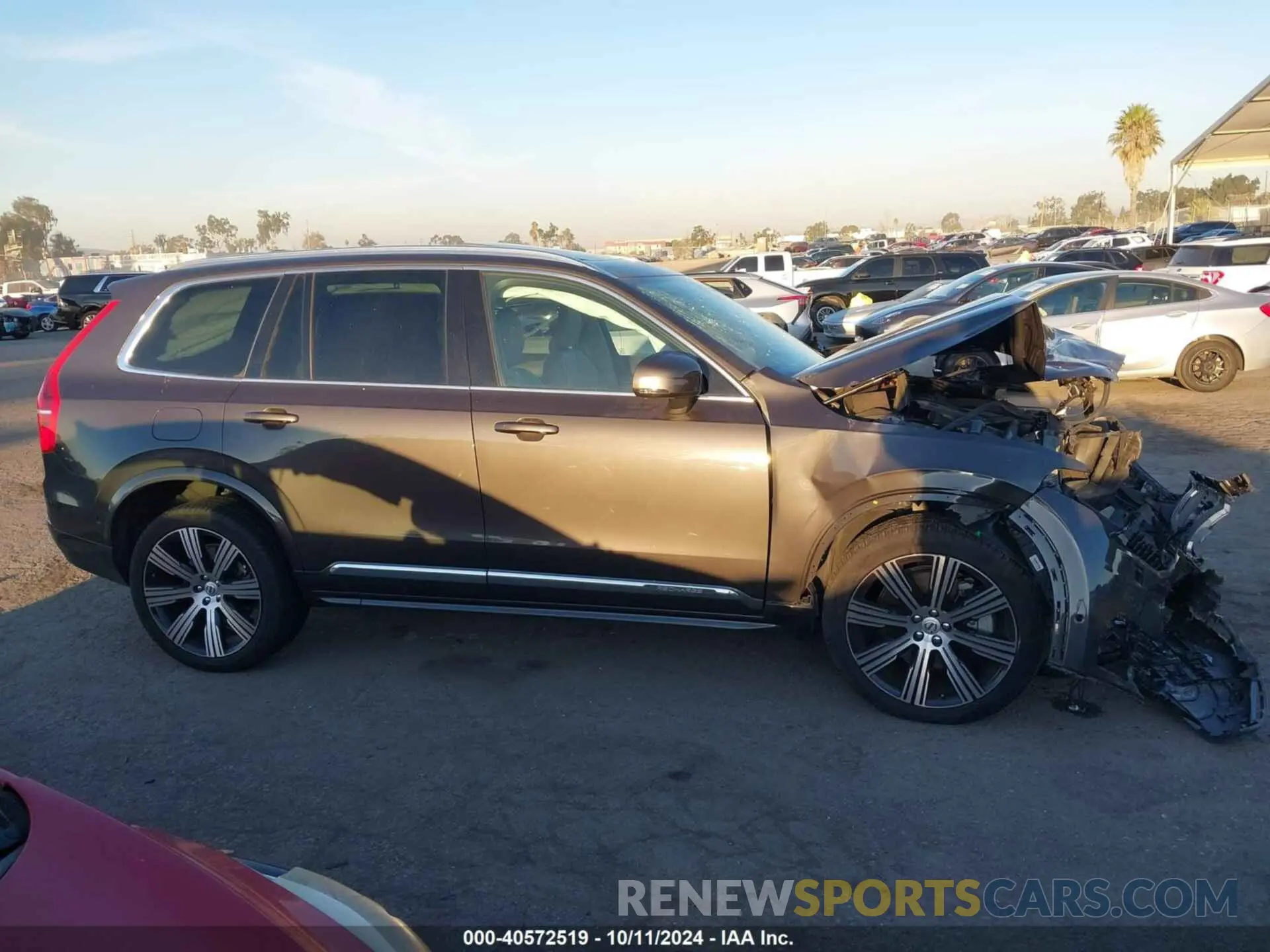 14 Photograph of a damaged car YV4H60CN8P1932165 VOLVO XC90 RECHARGE PLUG-IN HYBRID 2023