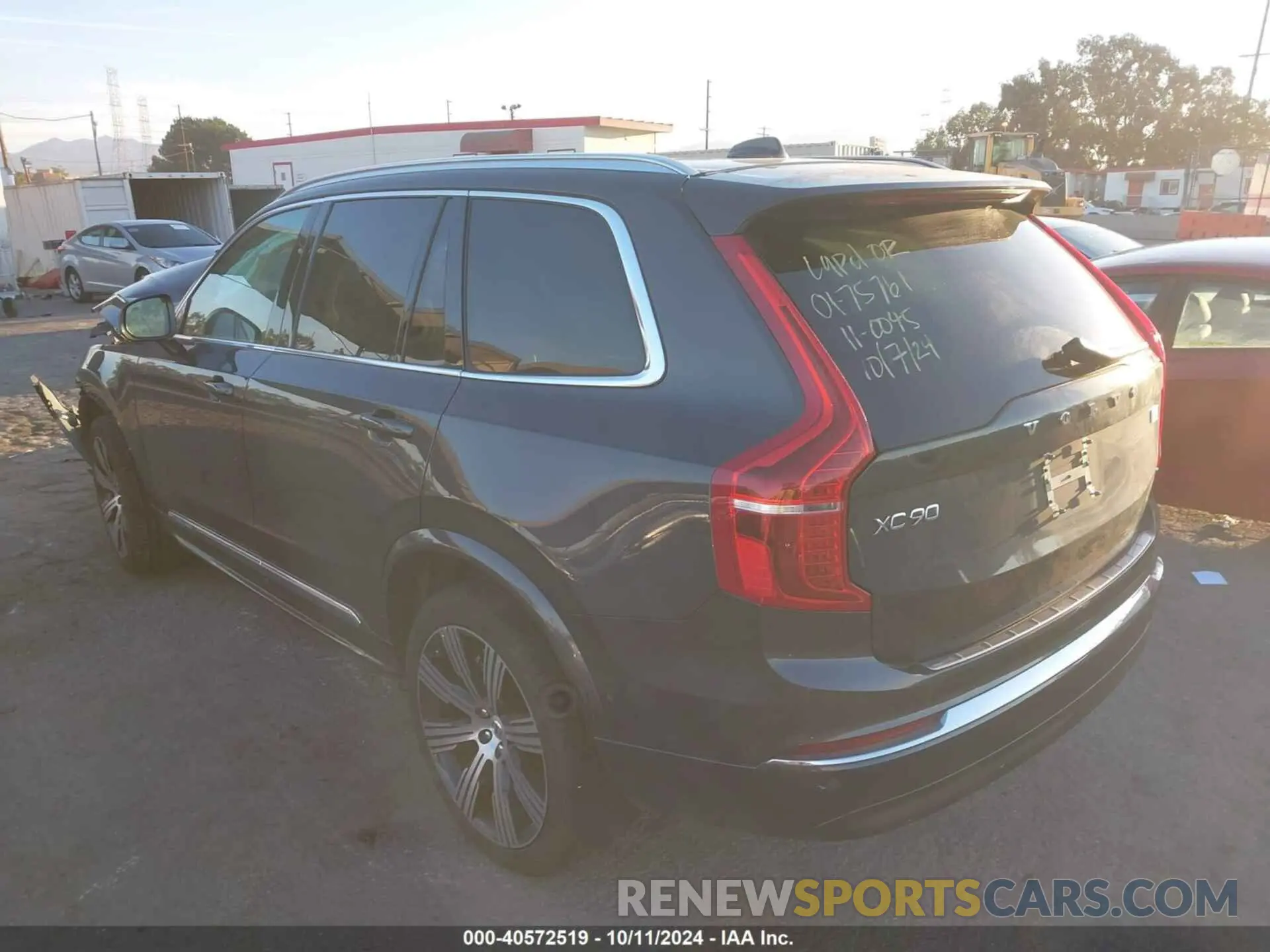 3 Photograph of a damaged car YV4H60CN8P1932165 VOLVO XC90 RECHARGE PLUG-IN HYBRID 2023