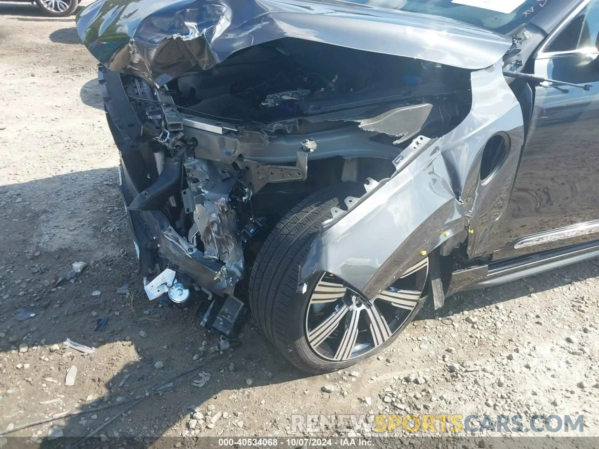 17 Photograph of a damaged car YV4H60CE0R1151711 VOLVO XC90 RECHARGE PLUG-IN HYBRID 2024