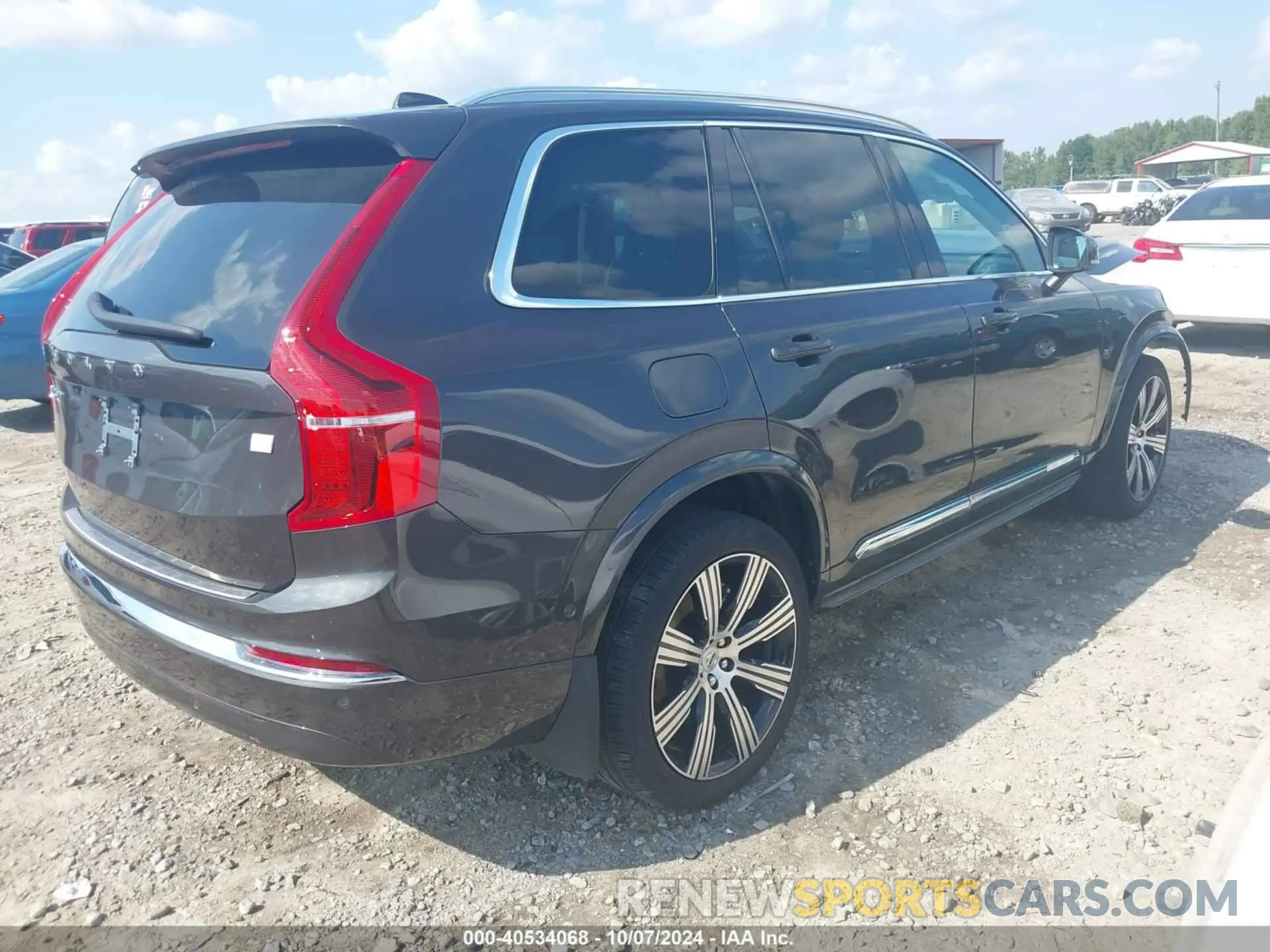 4 Photograph of a damaged car YV4H60CE0R1151711 VOLVO XC90 RECHARGE PLUG-IN HYBRID 2024