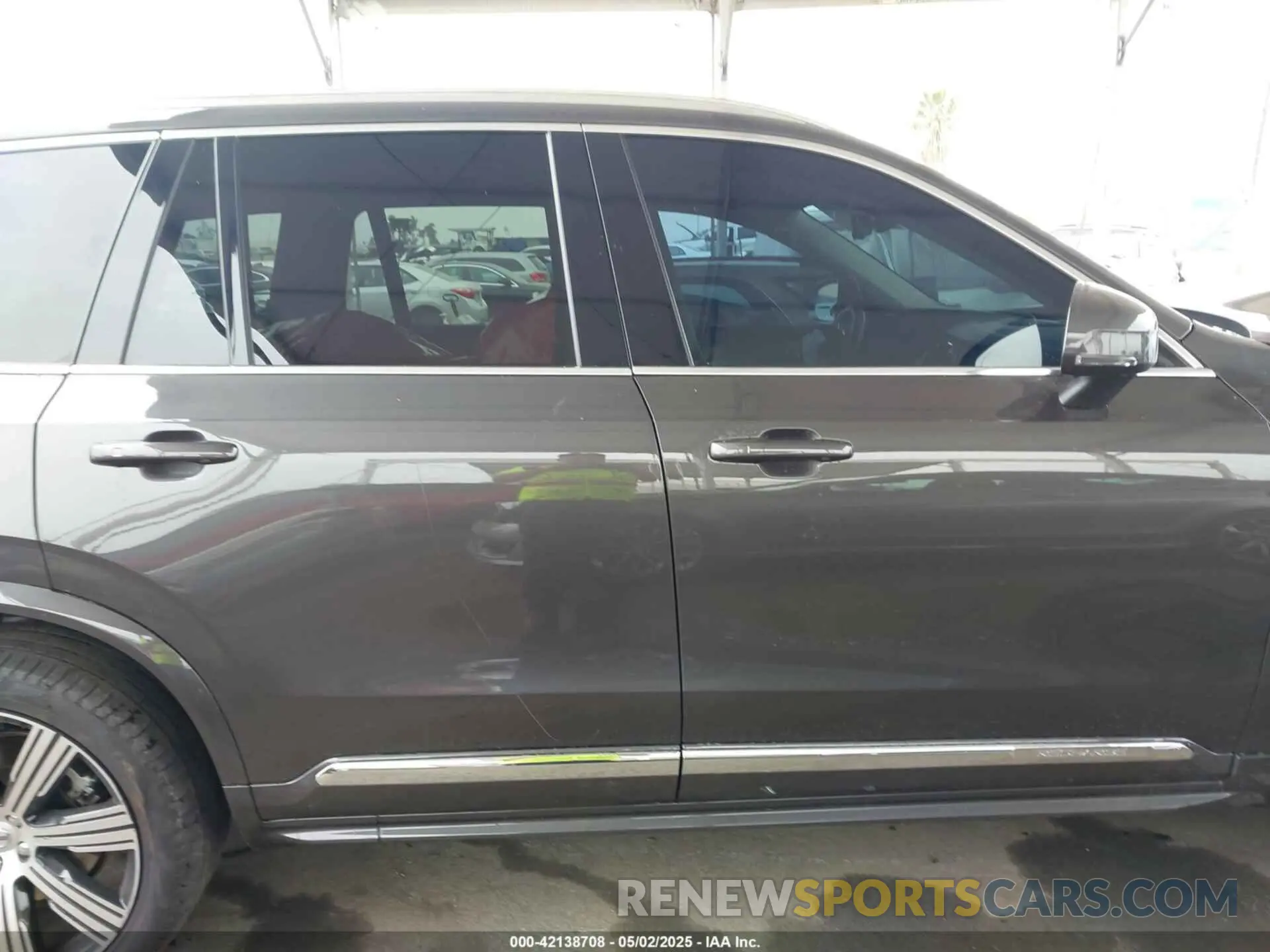 14 Photograph of a damaged car YV4H60CE9R1188000 VOLVO XC90 RECHARGE PLUG-IN HYBRID 2024