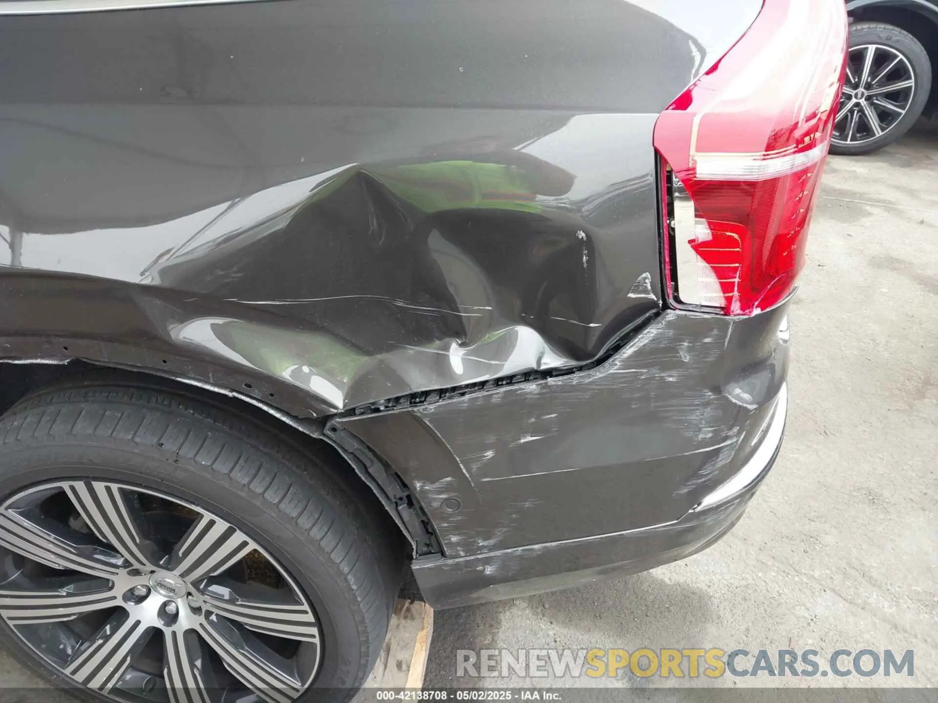 18 Photograph of a damaged car YV4H60CE9R1188000 VOLVO XC90 RECHARGE PLUG-IN HYBRID 2024