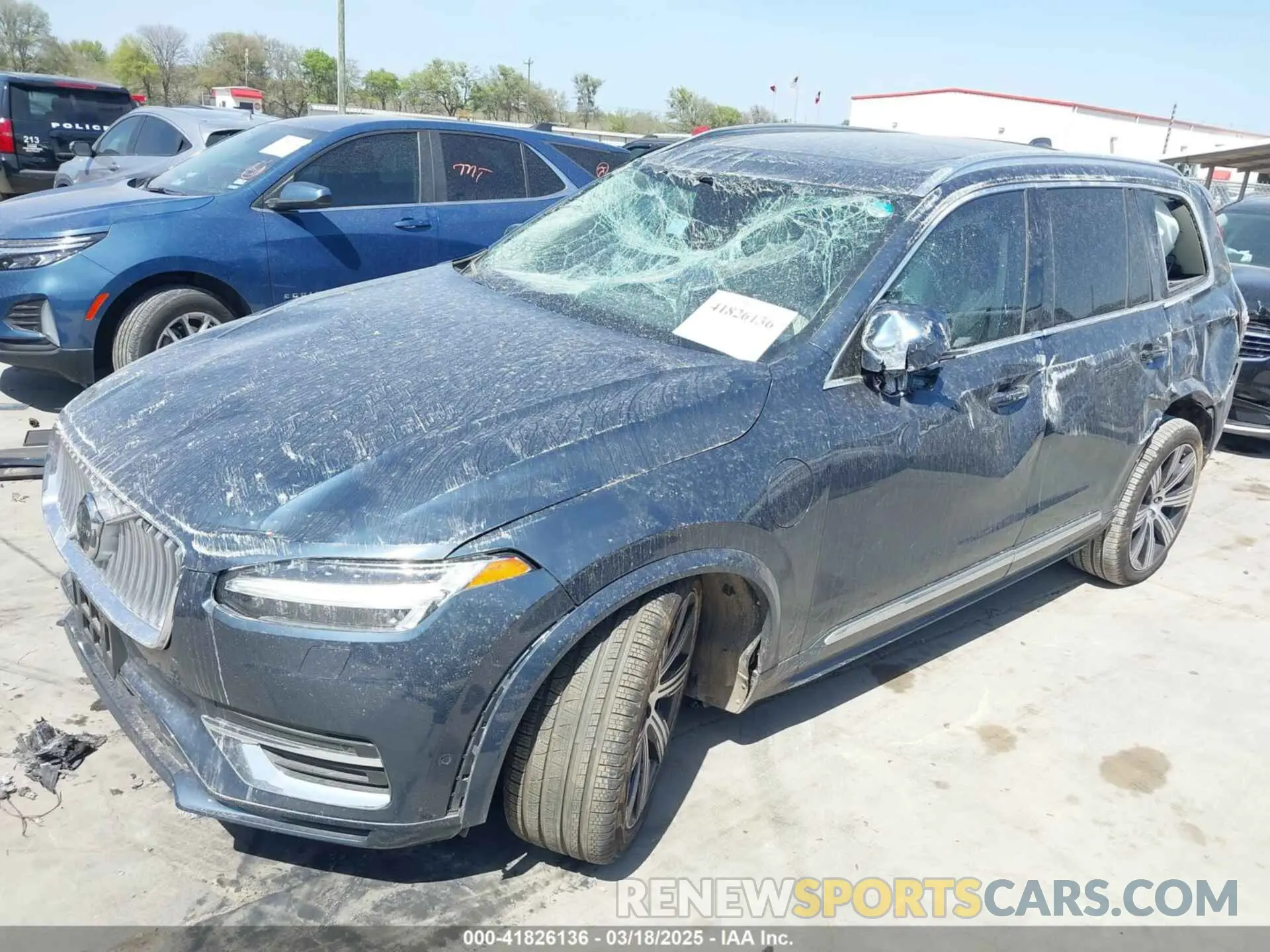 2 Photograph of a damaged car YV4H60LE4R1236342 VOLVO XC90 RECHARGE PLUG-IN HYBRID 2024