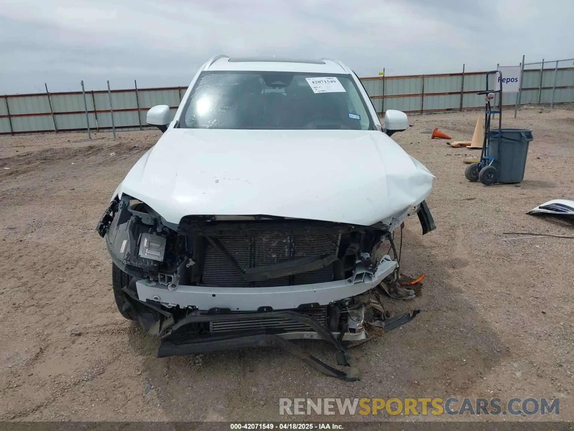 13 Photograph of a damaged car YV4H60LFXR1217884 VOLVO XC90 RECHARGE PLUG-IN HYBRID 2024