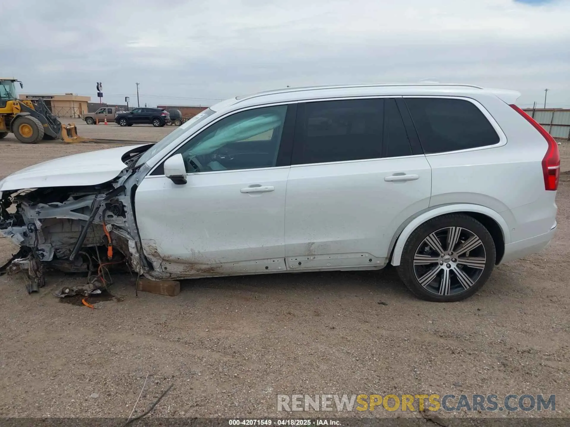 15 Photograph of a damaged car YV4H60LFXR1217884 VOLVO XC90 RECHARGE PLUG-IN HYBRID 2024