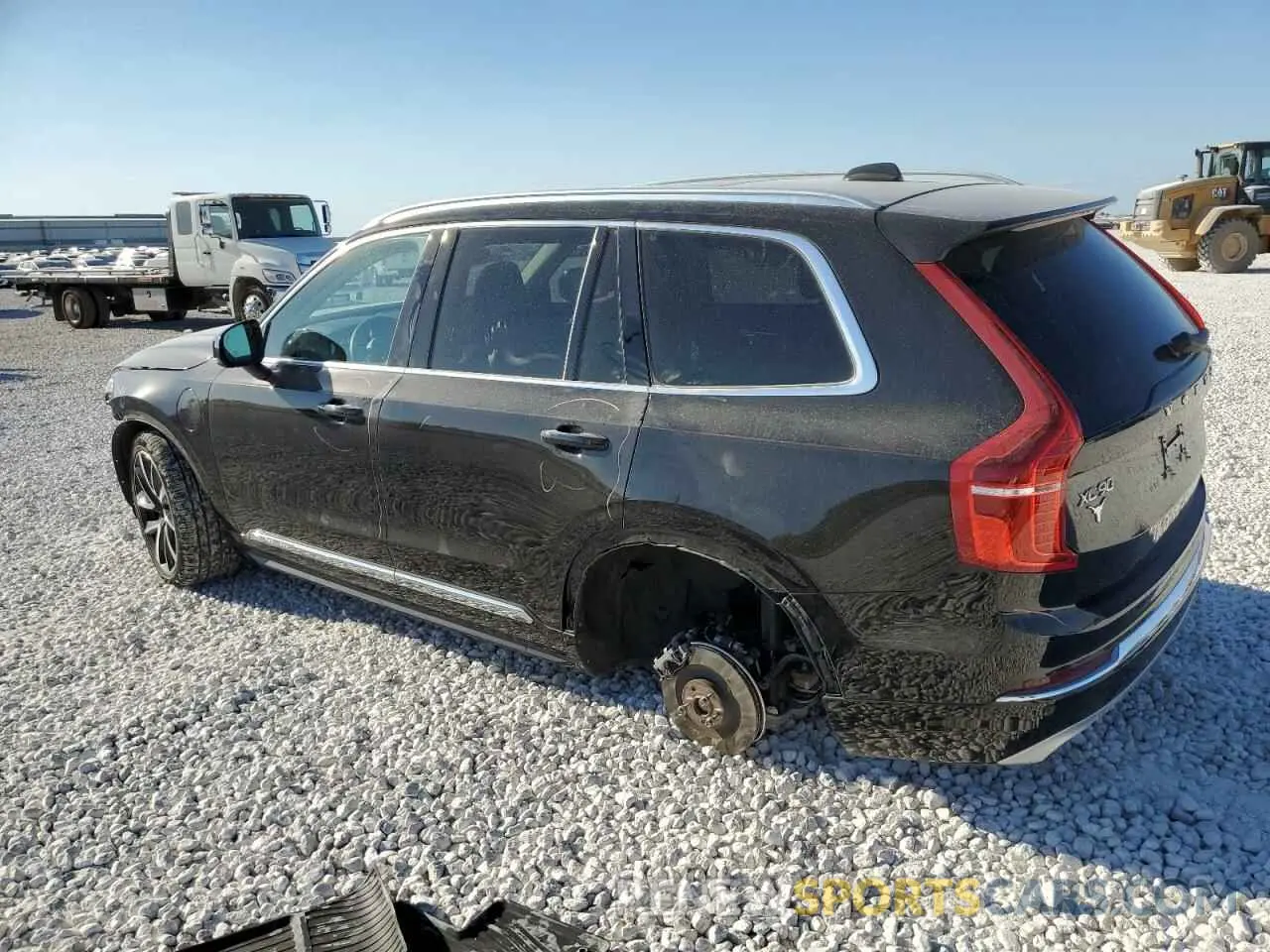 2 Photograph of a damaged car YV4BR00K5M1697663 VOLVO XC90 T8 RE 2021