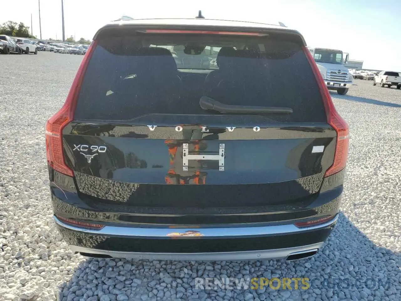 6 Photograph of a damaged car YV4BR00K5M1697663 VOLVO XC90 T8 RE 2021