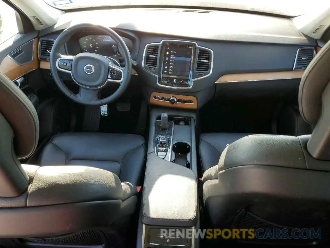 8 Photograph of a damaged car YV4BR00K5M1697663 VOLVO XC90 T8 RE 2021