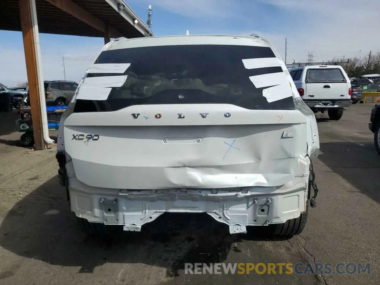 6 Photograph of a damaged car YV4BR00KXM1711511 VOLVO XC90 T8 RE 2021