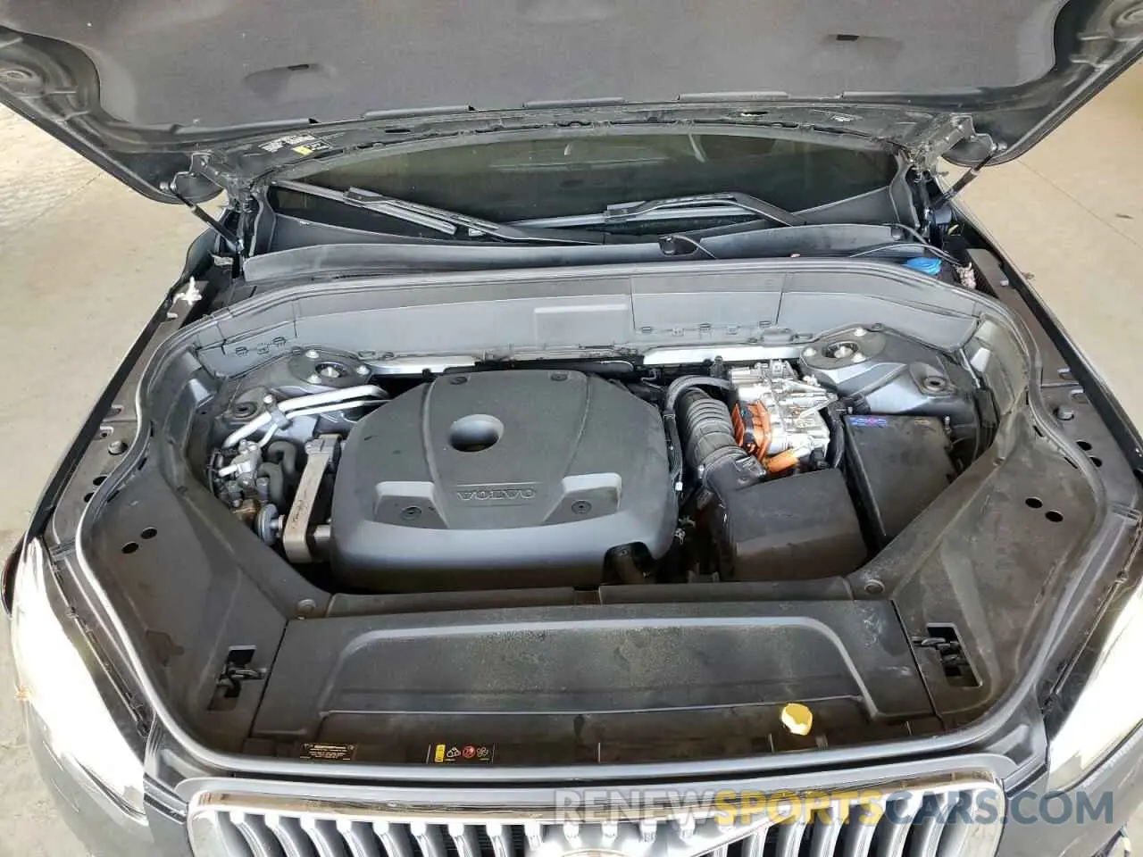 12 Photograph of a damaged car YV4BR00L5M1684257 VOLVO XC90 T8 RE 2021