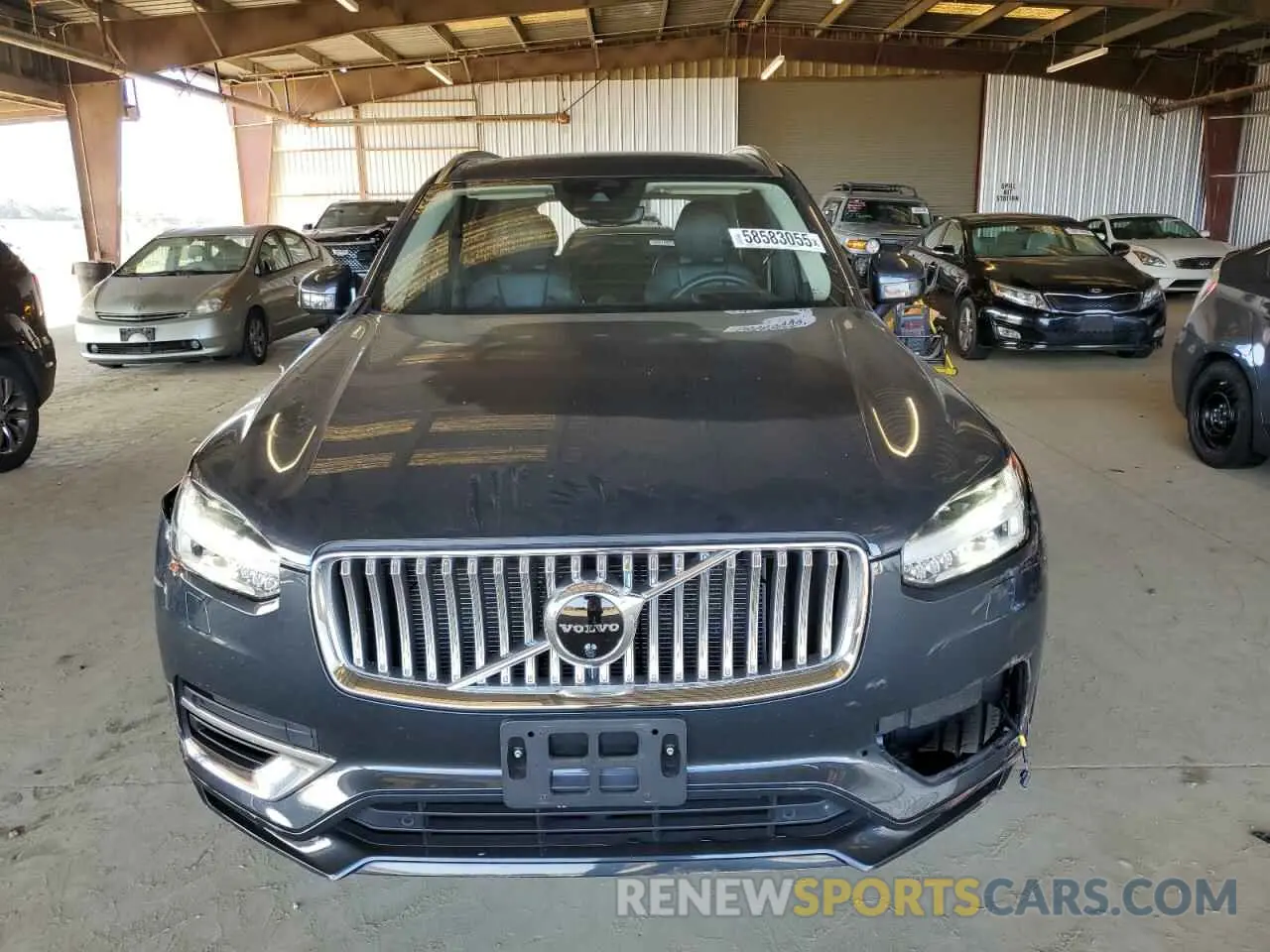 5 Photograph of a damaged car YV4BR00L5M1684257 VOLVO XC90 T8 RE 2021