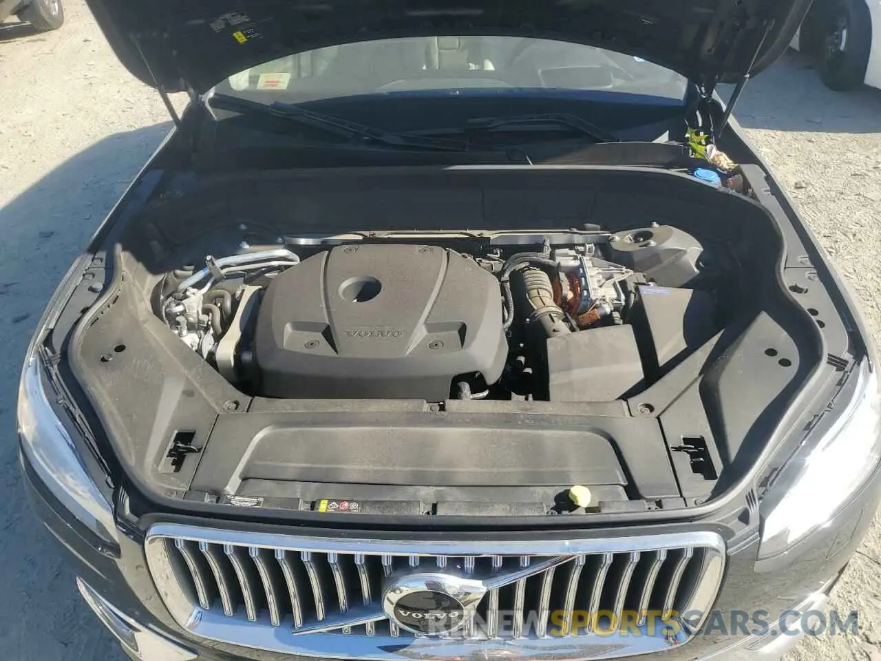12 Photograph of a damaged car YV4BR0CK4M1747402 VOLVO XC90 T8 RE 2021