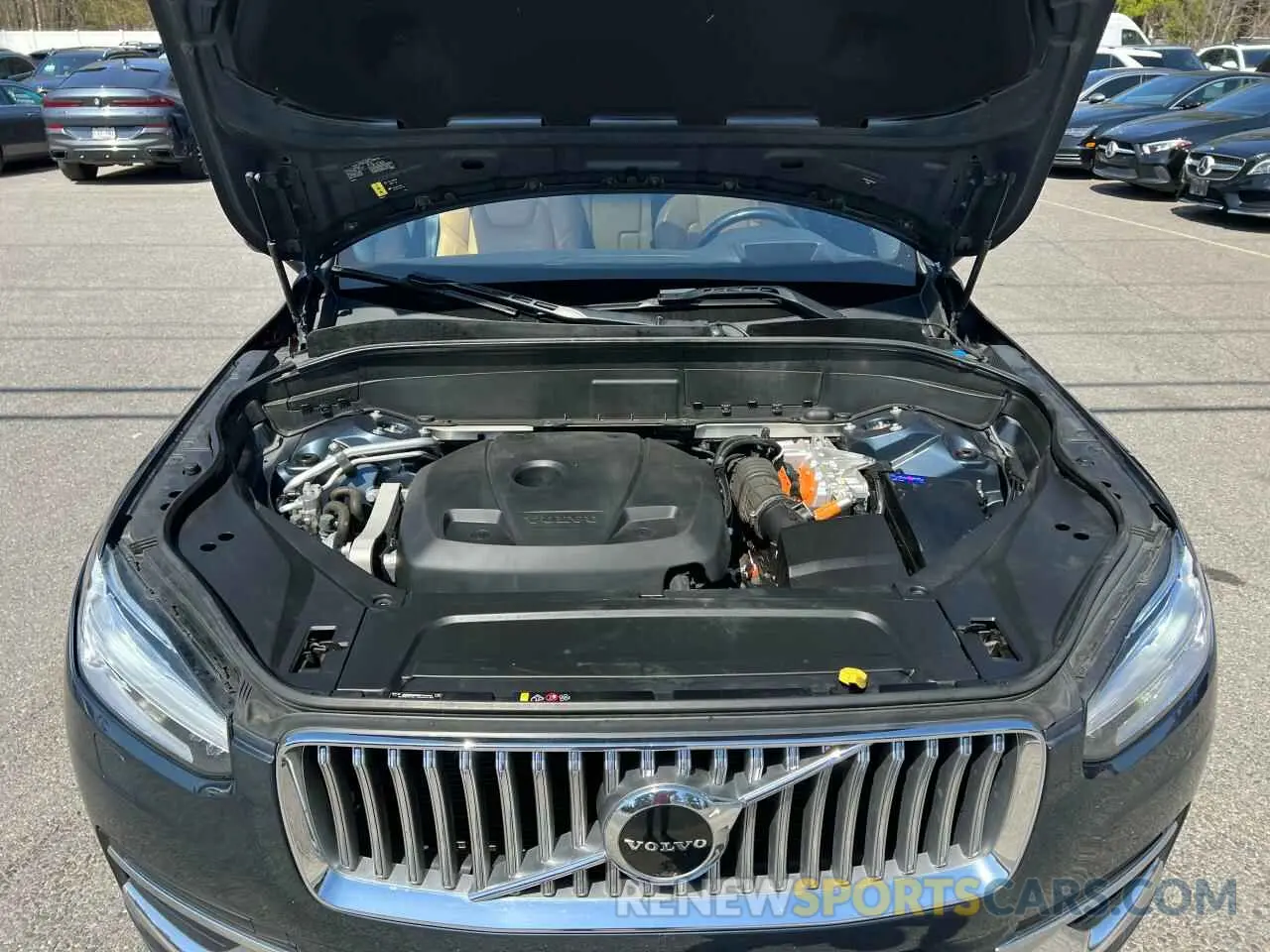 8 Photograph of a damaged car YV4BR0CL8M1708756 VOLVO XC90 T8 RE 2021