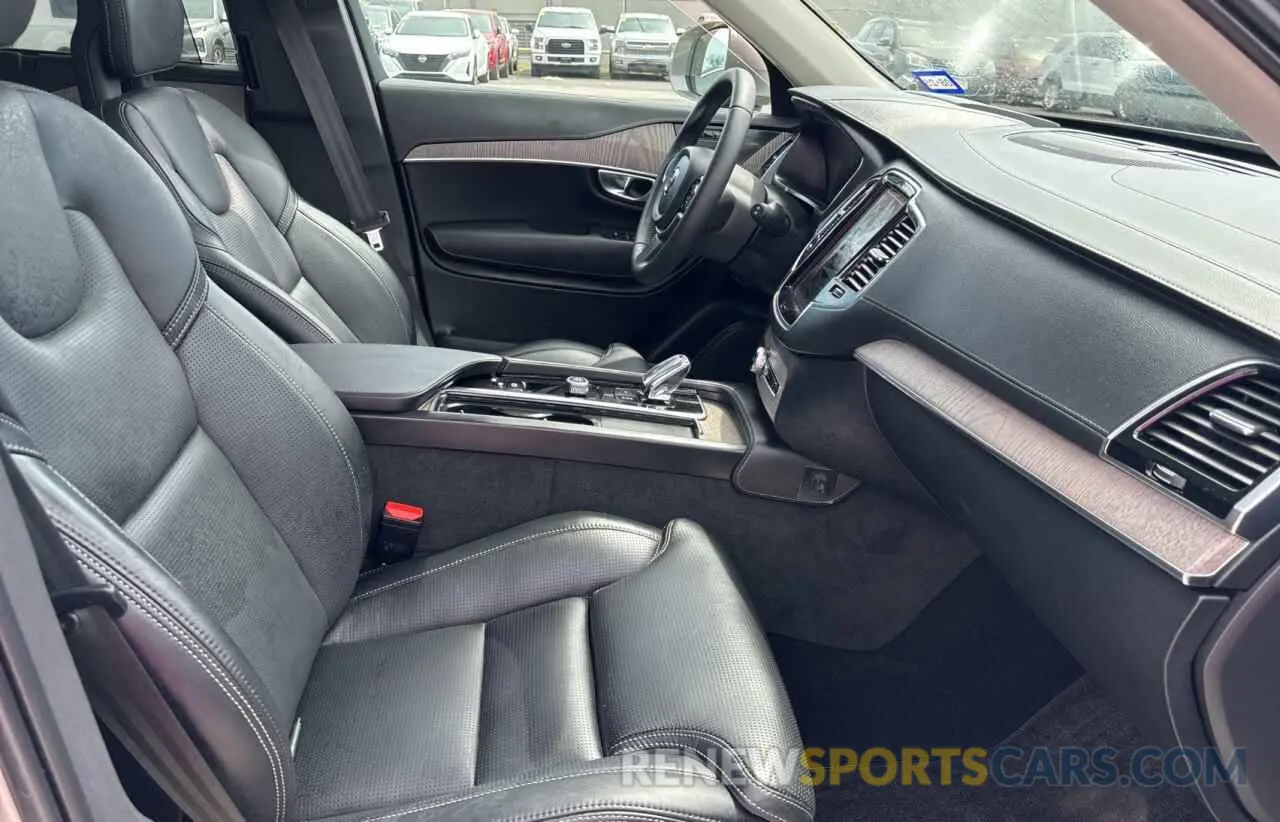 5 Photograph of a damaged car YV4BR00LXN1775980 VOLVO XC90 T8 RE 2022