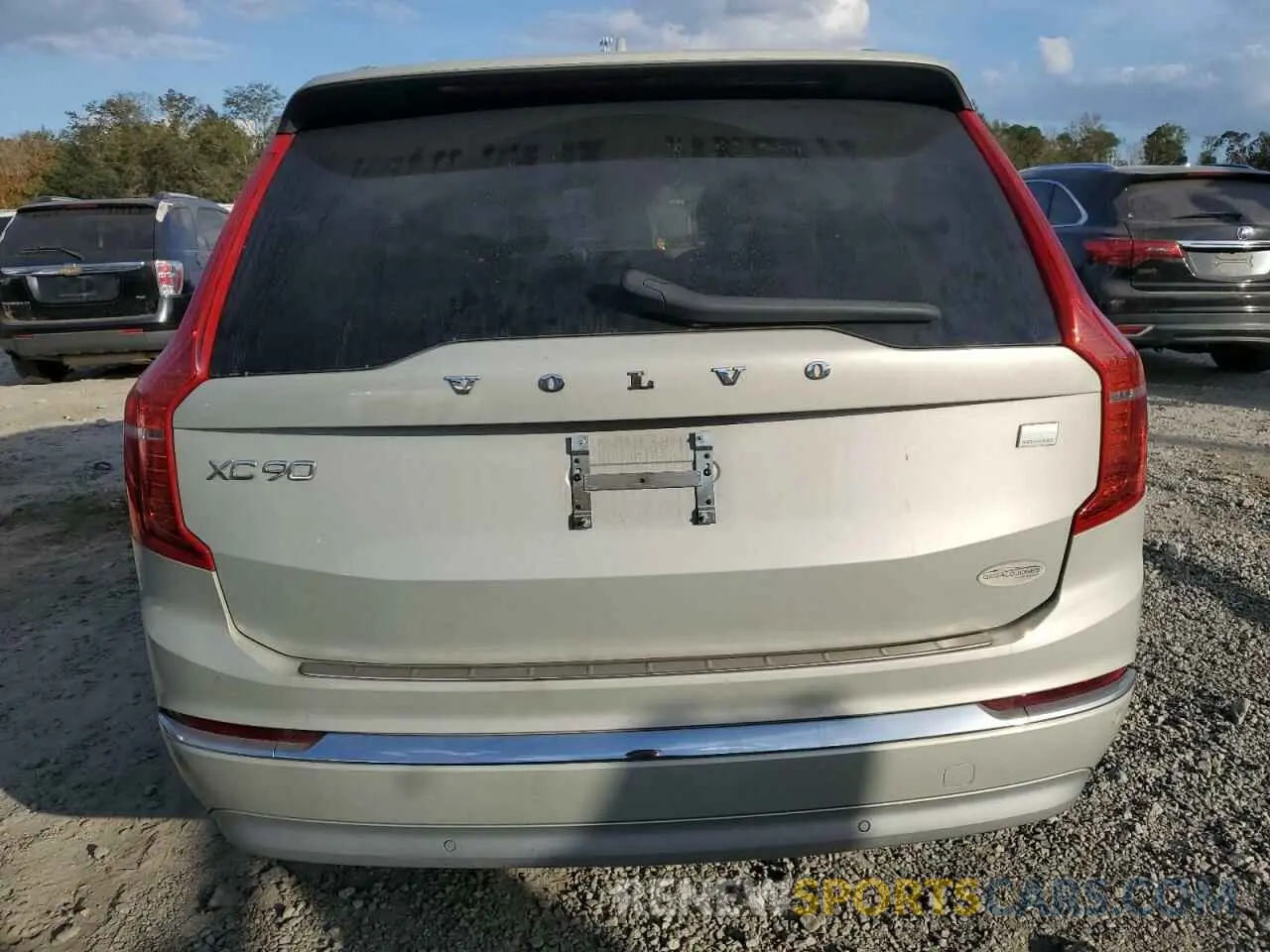 6 Photograph of a damaged car YV4BR0CL7N1815671 VOLVO XC90 T8 RE 2022