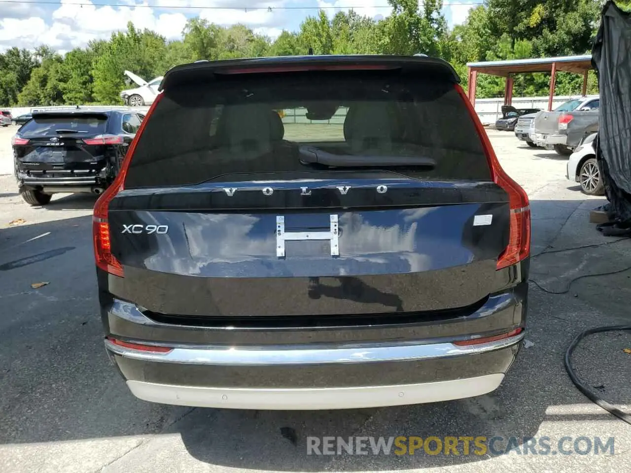 6 Photograph of a damaged car YV4H600ZXN1832668 VOLVO XC90 T8 RE 2022