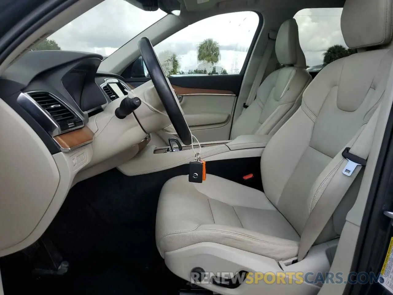 7 Photograph of a damaged car YV4H60CZ6N1848412 VOLVO XC90 T8 RE 2022