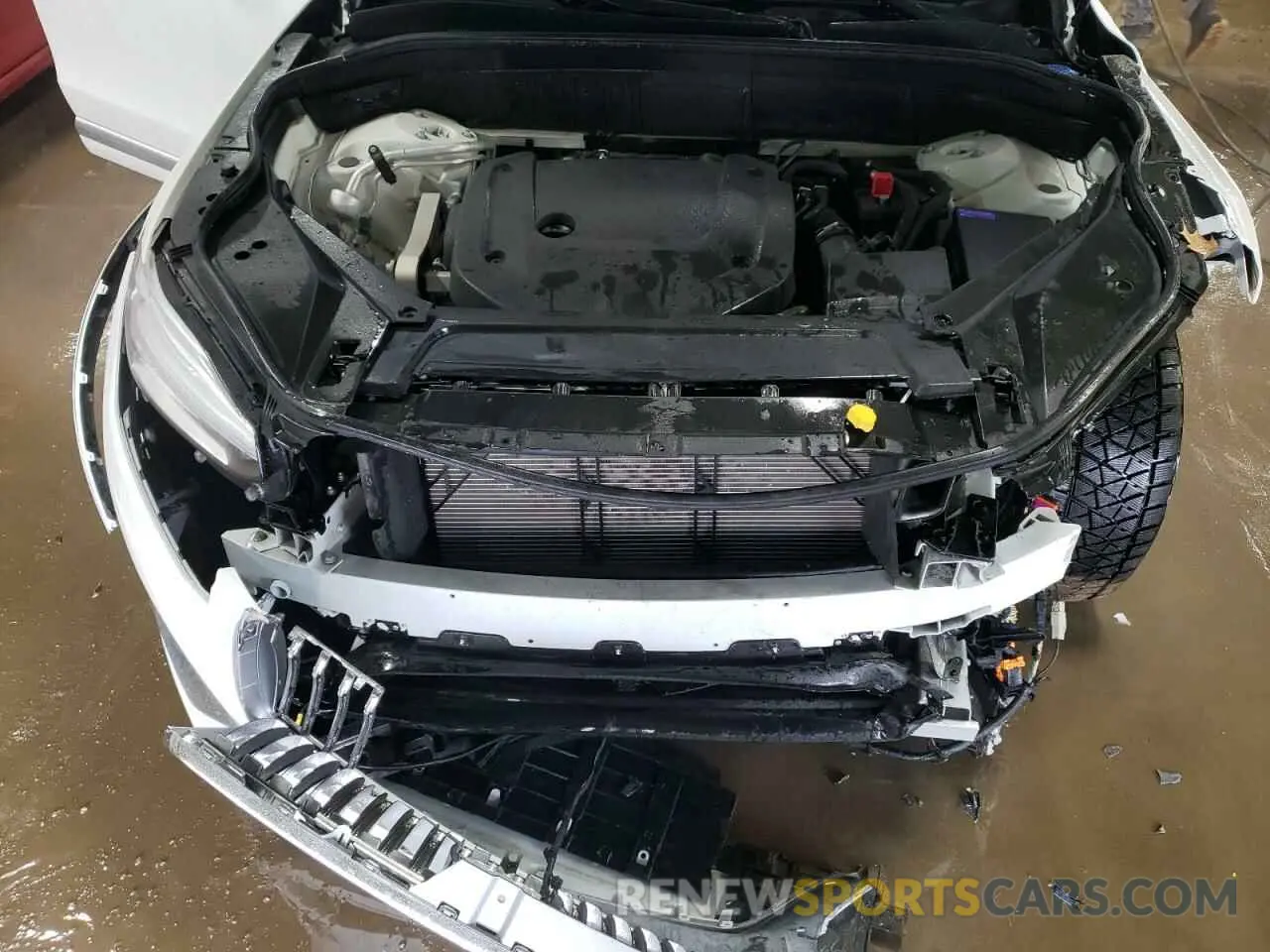 12 Photograph of a damaged car YV40621A6P1919228 VOLVO XC90 ULTIM 2023