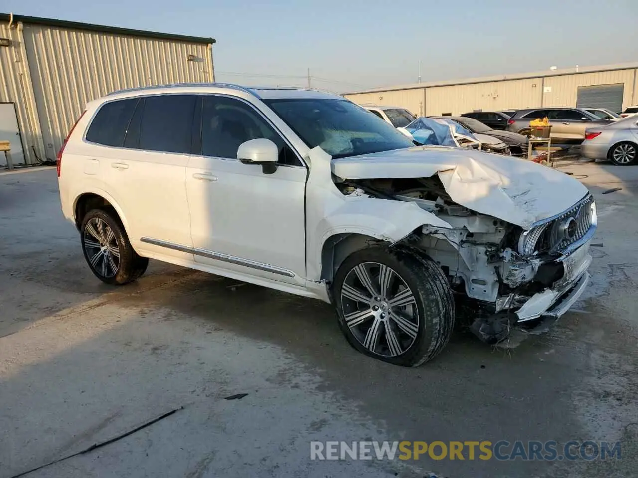 4 Photograph of a damaged car YV4062JF7R1227008 VOLVO XC90 ULTIM 2024