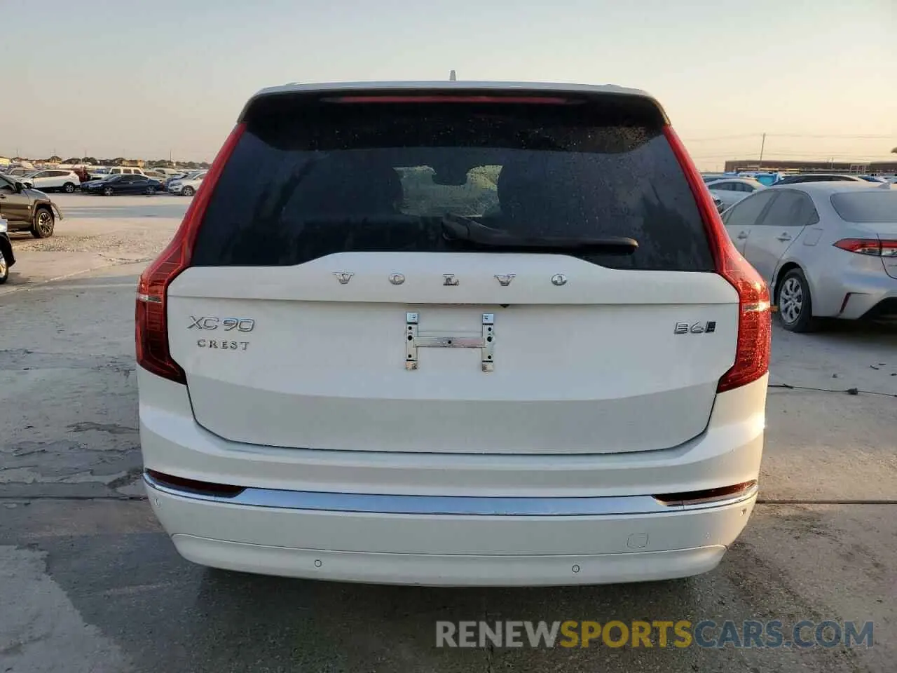6 Photograph of a damaged car YV4062JF7R1227008 VOLVO XC90 ULTIM 2024