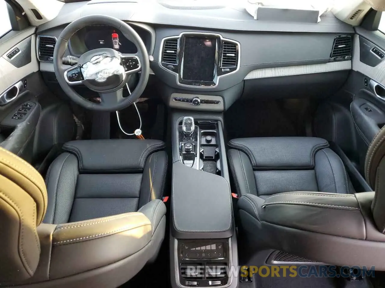 8 Photograph of a damaged car YV4062JF7R1227008 VOLVO XC90 ULTIM 2024