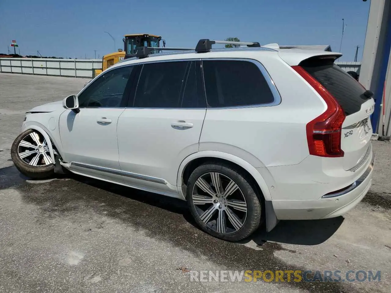 2 Photograph of a damaged car YV4H60CF9R1168645 VOLVO XC90 ULTIM 2024