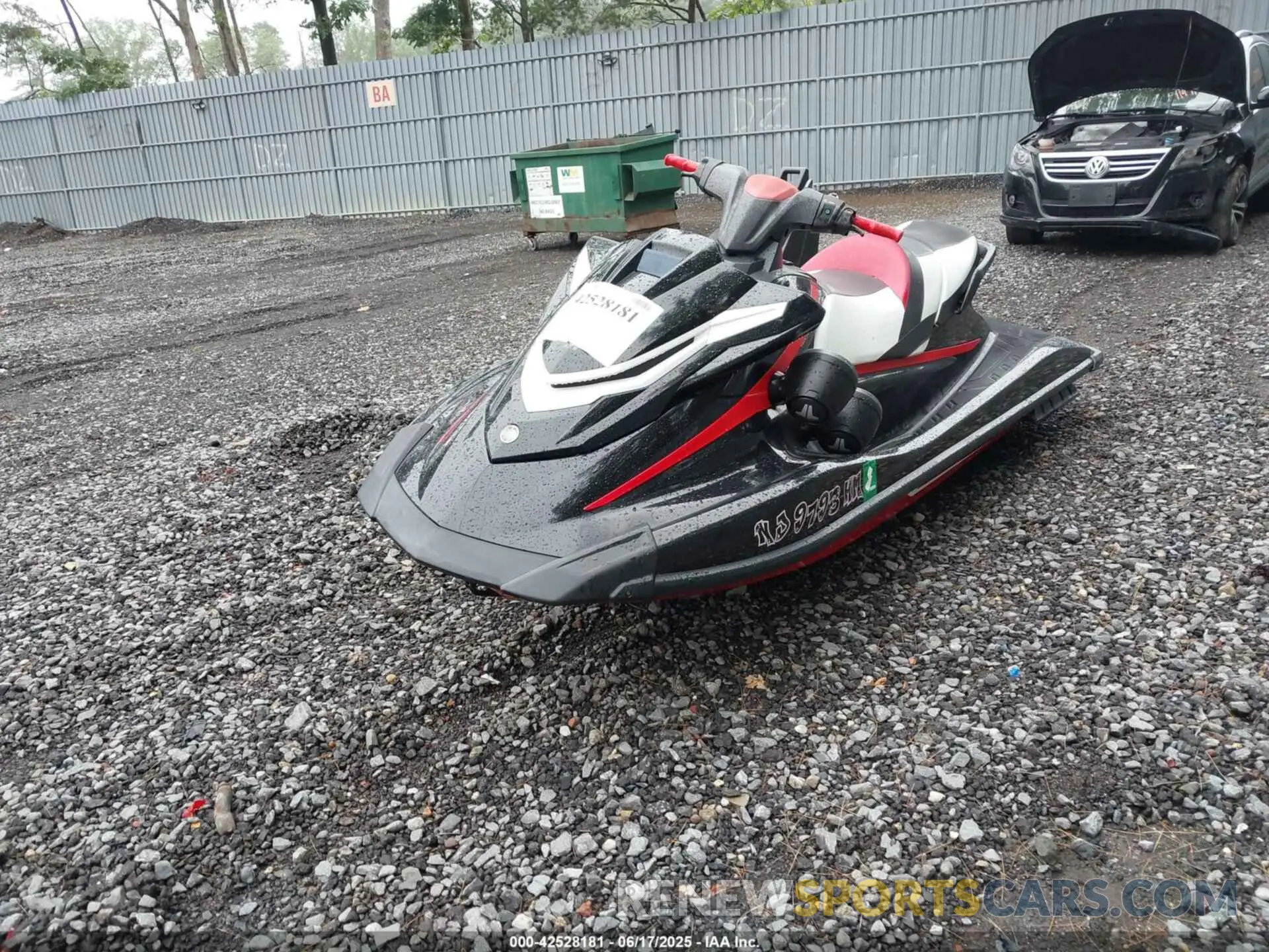 2 Photograph of a damaged car 00000YAMA1459D919 YAMAHA GP1800 2019